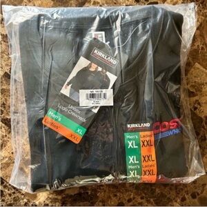 NWT Costco Wholesale Logo Women Fleece Crewneck Sweatshirt BLACK - size XXL